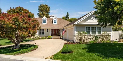 48 Santa Cruz, Rolling Hills Estates