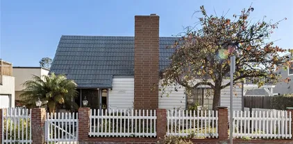 16642 Algonquin St, Huntington Beach