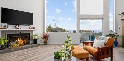 2208 Oxford Ave, Cardiff-by-the-Sea