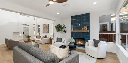 2115 Valley Rim Gln, Escondido