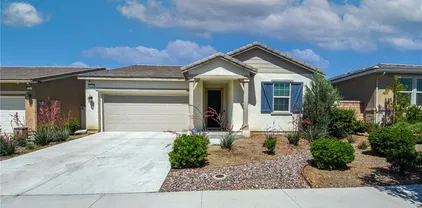 32589 Richardson St, Menifee