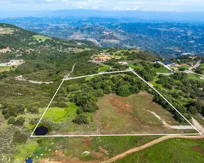 22 El Cerezo, Murrieta