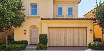 76 Bianco, Irvine