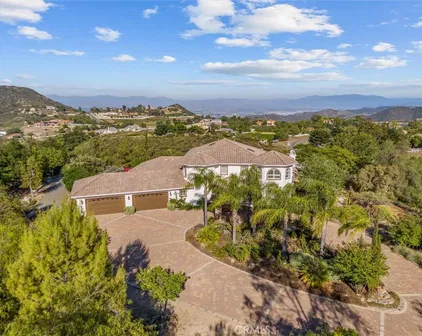 21100 Paseo Montana, Murrieta