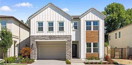 360 Riverbend, Lake Forest