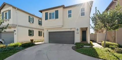 262 Camellia Way, Vista