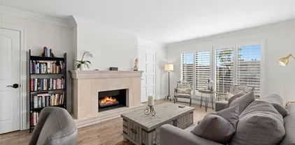 422 Cypress St, Laguna Beach