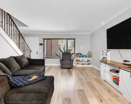 267 S S Mollison Ave Unit 5, El Cajon