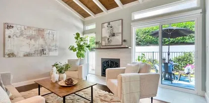 7303 Alicante Rd Unit A, Carlsbad