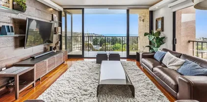 2500 Torrey Pines Rd Unit 805, La Jolla