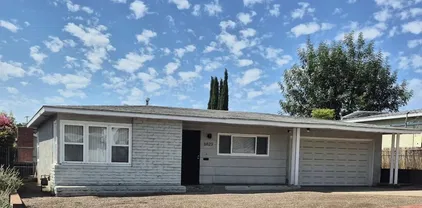 6823 Alamo Way, La Mesa