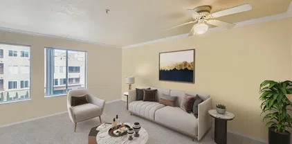 8889 Caminito Plaza Centro Unit 7327, University City/UTC