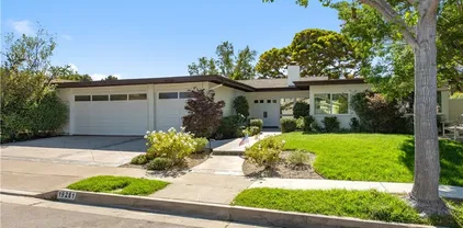 19281 Sierra Inez Rd, Irvine