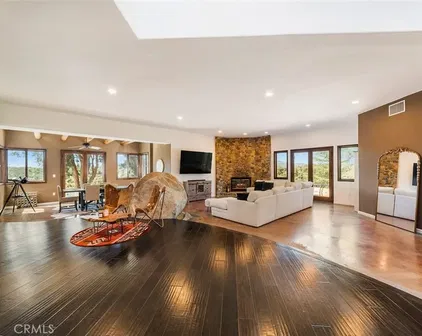 40101 Avenida La Cresta, Murrieta