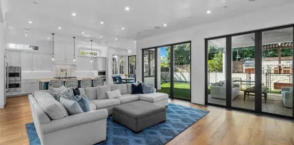 1757 8th St, Manhattan Beach