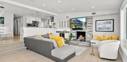 166 Fairview St, Laguna Beach