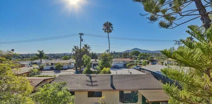 6237 Falmouth Dr, La Mesa