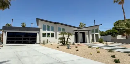 2197 Jacques Dr, Palm Springs