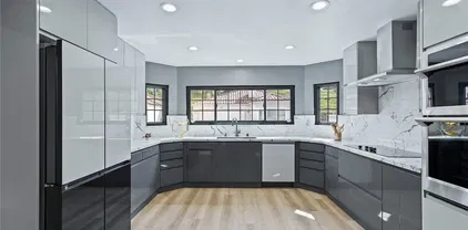 23247 El Greco, Mission Viejo