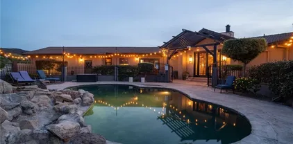 38270 Calaveras Rd, Temecula