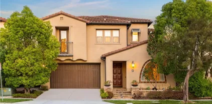 74 Gainsboro, Irvine
