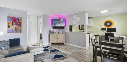 1464 Essex St Unit 6, Mission Hills