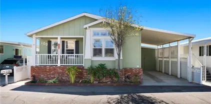 20701 Beach Unit 100, Huntington Beach