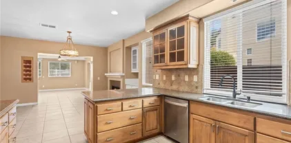 32865 Naples Ct, Temecula