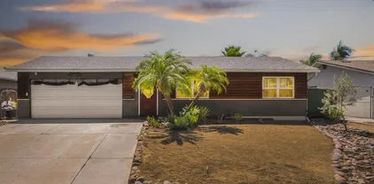 10020 Pino Dr, Lakeside
