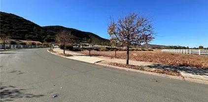 42782 Calle Ortega, Murrieta