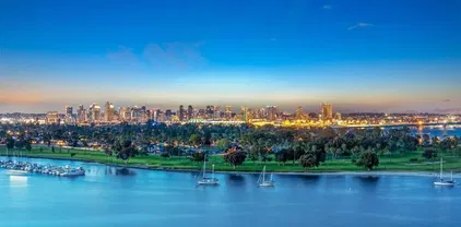 1820 Avenida Del Mundo Unit 1507, Coronado