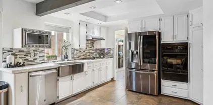 1837 Avenida Sevilla, Oceanside
