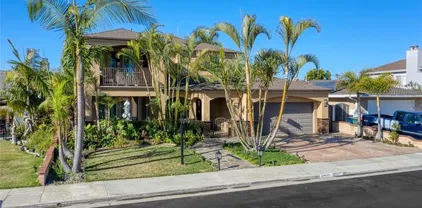 21131 Greenboro Ln, Huntington Beach
