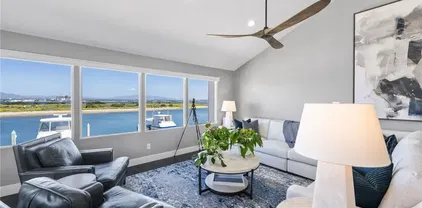 6 Kingston Ct E, Coronado
