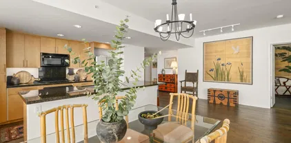 3812 Park Blvd Unit 209, Mission Hills