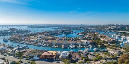 433 Harbor Island Dr, Newport Beach