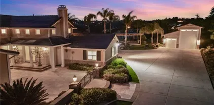 3988 Keri Way, Fallbrook