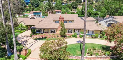 301 Cumberland Rd, Glendale