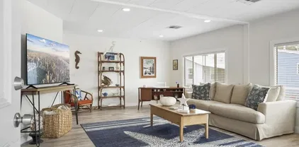 2130 Sunset Vis Unit 117, Vista
