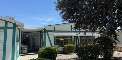 1104 Ribbonwood Ct, Hemet