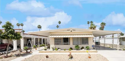 550 Santa Clara Cir, Hemet