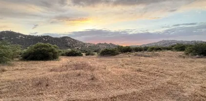 Mt Olympus Vly, Fallbrook