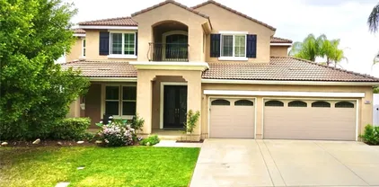 23801 Hollingsworth Dr, Murrieta