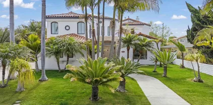 711 Country Club Ln, Coronado