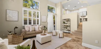 2932 Villas Way, Mission Valley