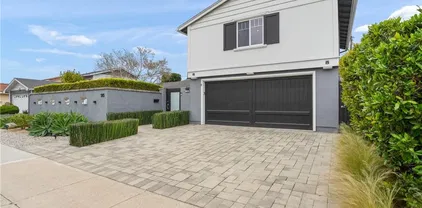 515 Traverse Dr, Costa Mesa
