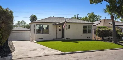 4138 Blackton Dr, La Mesa