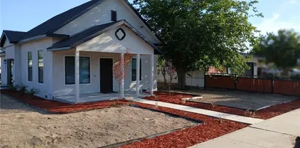 1295 E Whittier Ave, Hemet