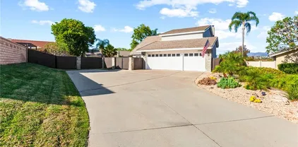 23382 Via Chiripa, Mission Viejo