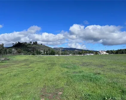 Avenida Castilla, Murrieta